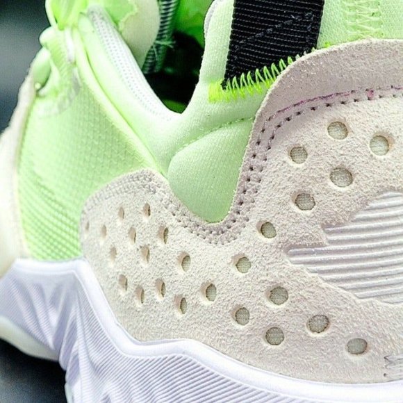 LOOK SEE PROMO Nike Air Jordan Delta Barely Volt CT1003-700 WMN SZ 7 = MN SZ 5.5 - Picture 11 of 12